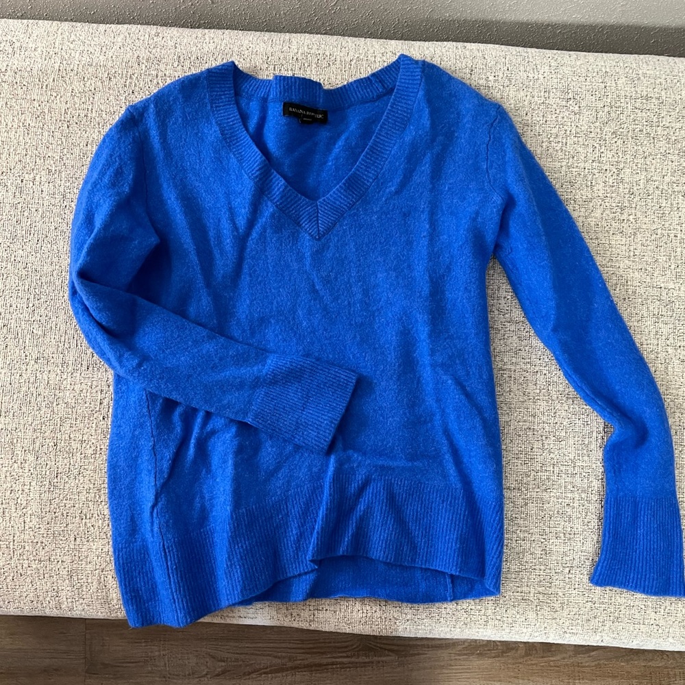 Banana Republic sweater
